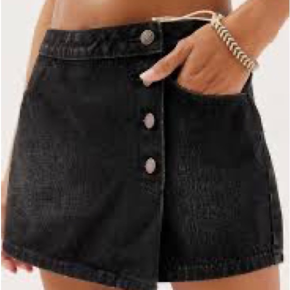 BDG Women's Black Skye Denim Skort - Picture 3 of 4